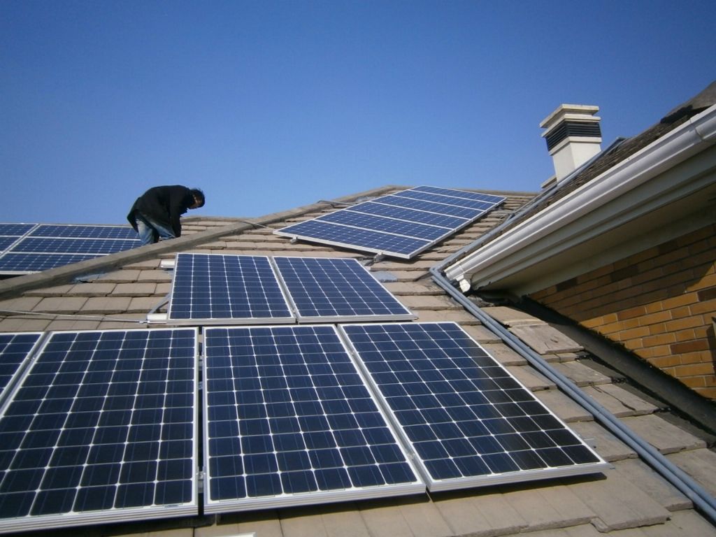 光伏行業(yè)的社會效益主要體現(xiàn)在哪些方面?(圖1) 光伏行業(yè)的社會效益主要體現(xiàn)在哪些方面?(圖1)