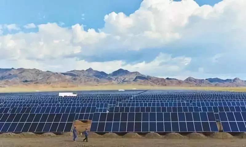 光伏界又現道路“網紅” 是噱頭還是未來?(圖3) 光伏界又現道路“網紅” 是噱頭還是未來?(圖3)