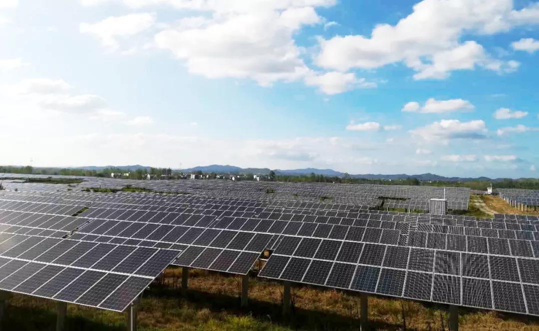 光伏新政迎補救性政策:給予一個月緩沖期(圖1) 光伏新政迎補救性政策:給予一個月緩沖期(圖1)