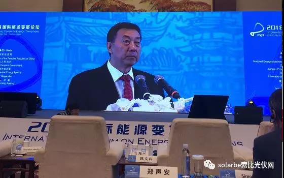 平價(jià)上網(wǎng)的信號(hào):光伏系統(tǒng)成本不斷下滑(圖1) 平價(jià)上網(wǎng)的信號(hào):光伏系統(tǒng)成本不斷下滑(圖1)