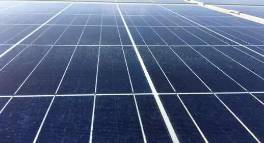 常年的積灰對光伏組件的發電影響巨大(圖1) 浙江做光伏行業的公司