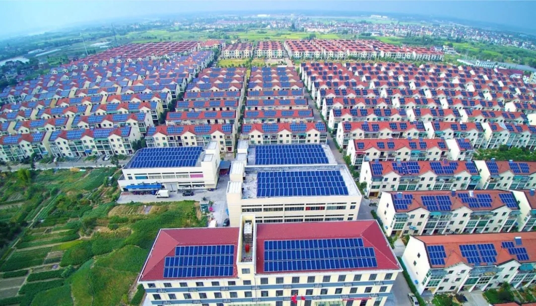 來來嘮嘮光電發電趨勢(圖1) 屋頂光伏安裝