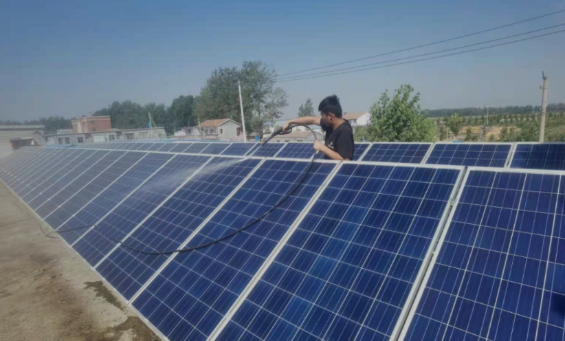 “保姆式”托管后村里的光伏電站發電量更大(圖1) “保姆式”托管后村里的光伏電站發電量更大(圖1)